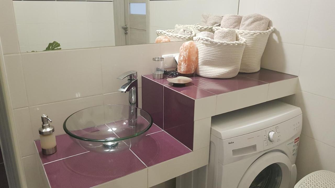 Boznicza Old Town Lux Apartment, Self Check-In 24H, Free Parking Poznan Exterior photo